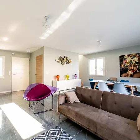 بيت للعطل Sol *